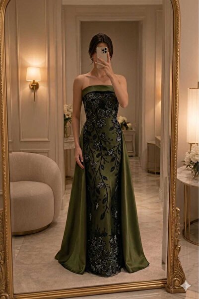 Mesk dresses Embroidered Floral Evening Dress