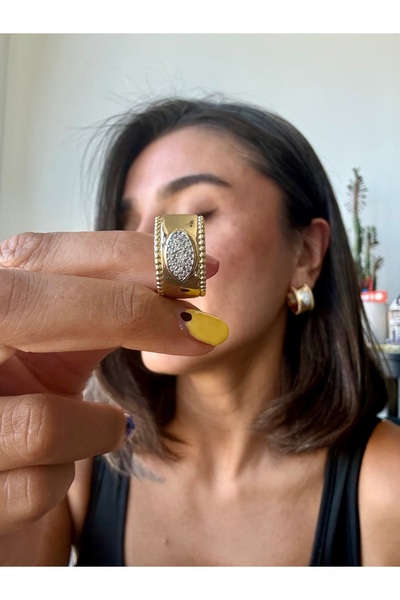 Merishe Jewerly أقراط من الفولاذ المقاوم للصدأ باللون الذهبي والأبيض مع حجر ا...