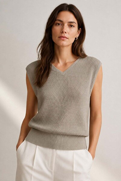 Ferraro Beige Textured Knitted V-Neck 100% Cotton Women's Knitwear Blouse