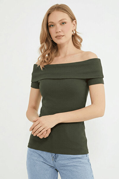 Fulla Moda Ribbed Madonna Collar Slim Fit Blouse