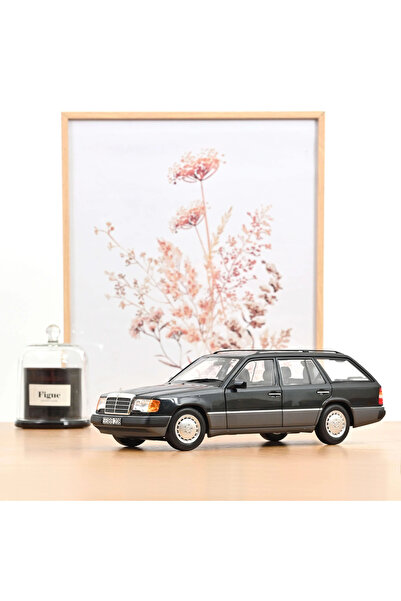Norev 183960 1/18 Mercedes-Benz 300 D T-Modell 1990 Blueblack Metallic