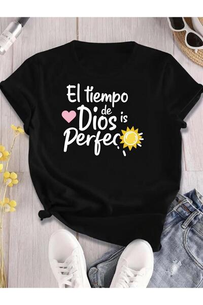 212Wear تي شيرت بطباعة 'El Tiempo De Dios Is Perfect' باللغة الإسبانية، قميص ...