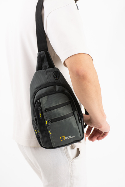 MEGA BAG THE NORTHWEST حقيبة كروس للصدر من القماش المقاوم للماء للجنسين M 102...