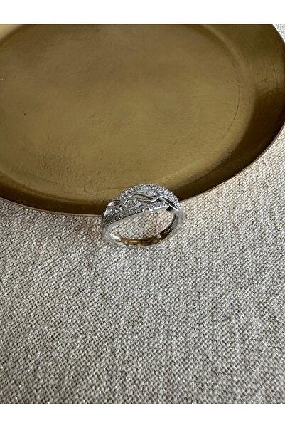 ringbox Silver Color Stone-Studded Wavy Ring