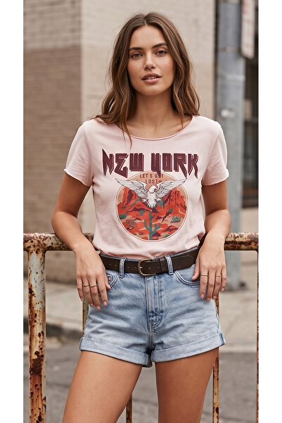 Collezione Women's Vintage Eagle Printed Oval Collar Loose Cut 100% Cotton T-...