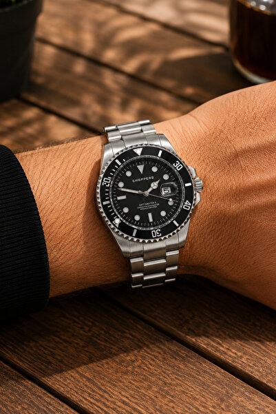 laria jewelry Men's Black Dial Calendar Wristwatch