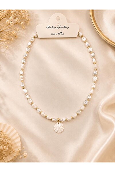 MU&ME BOUTİQUE Necklace with Sea Shells