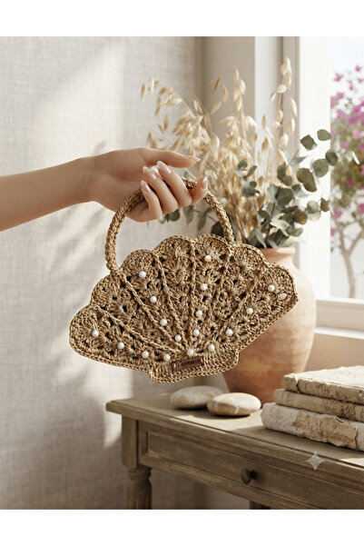 Dekor köşesi Hand-Knitted Seashell Design Straw Bag with Pearl Detail – Bohem...