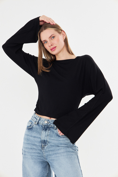 Tight Lady Bluză de damă neagră din viscoză naturală, ultra moale, cu detaliu...
