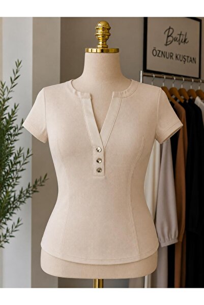 BUTİK ÖZNUR KUŞTAN DÜĞME DETAYLI BODY