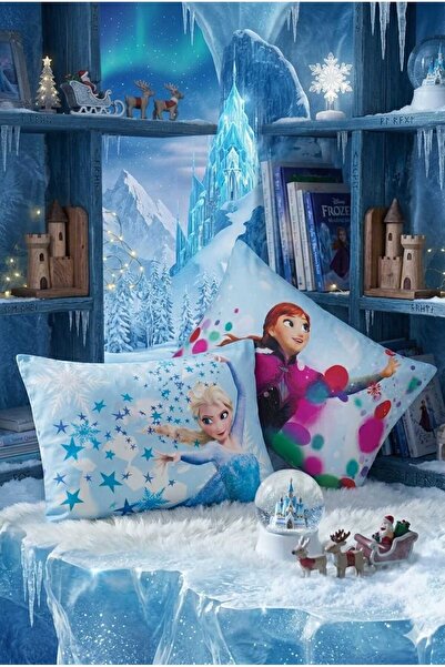 Taç Lisanslı Karlar Ülkesi Elsa ve Anna Baskılı Yastık Kılıfı (Tekli)