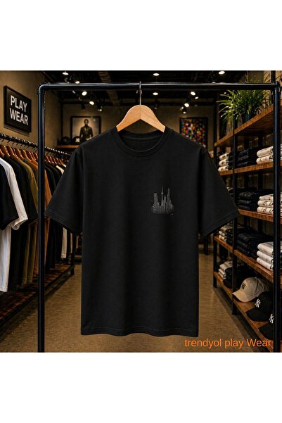 playwear تي شيرت برقبة دائرية واسع ومريح مصنوع من القطن بنسبة 100% ومطبوع علي...