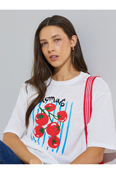 Styli White Oversized Graphic Tomato Print T-Shirt