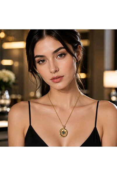 Monalisa Home Luxury Necklace with the Phrase I Love You in 100 Languages