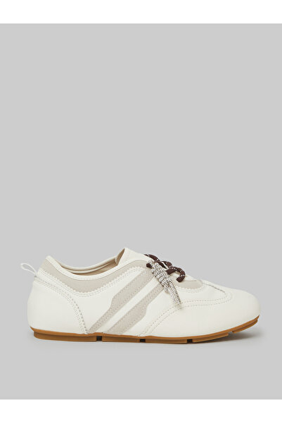 Styli Cream Contrast Lace Sneakers