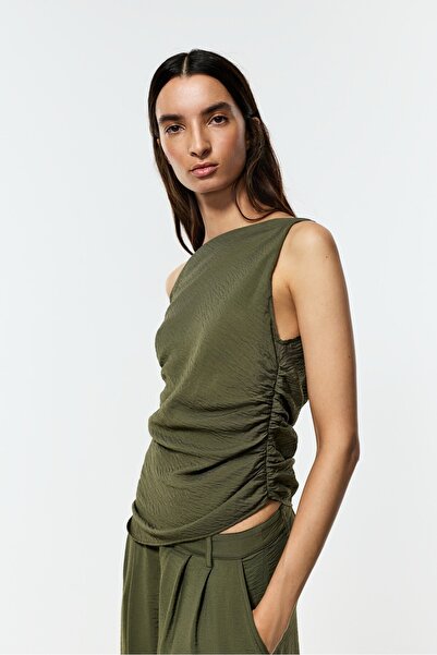 LEFTIES Asimetrik top