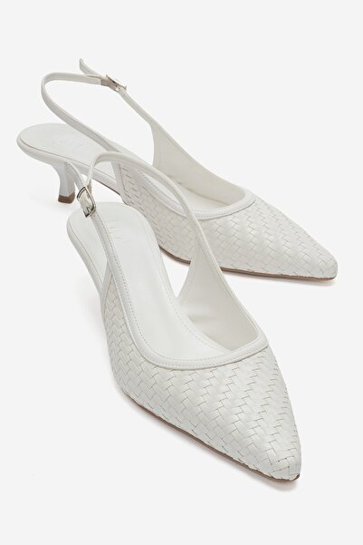 LuviShoes حذاء ALVESSIA نسائي أبيض محبوك بكعب قصير