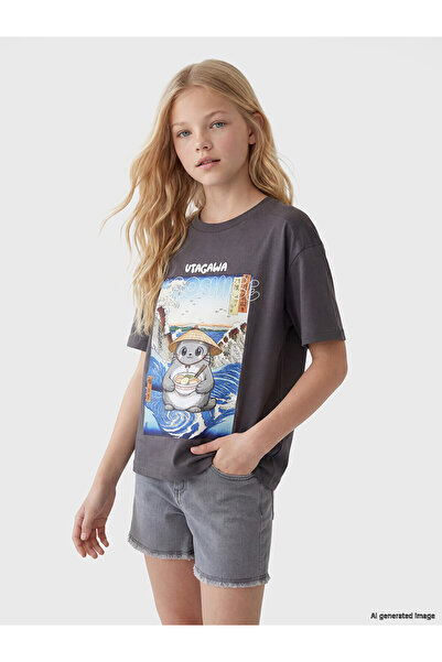 LC Waikiki Trendlucky Loose Fit Printed Girls' T-Shirt with a Difference