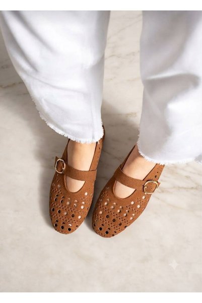 Trendlov Flora Tan Perforated Buckle Ballerinas