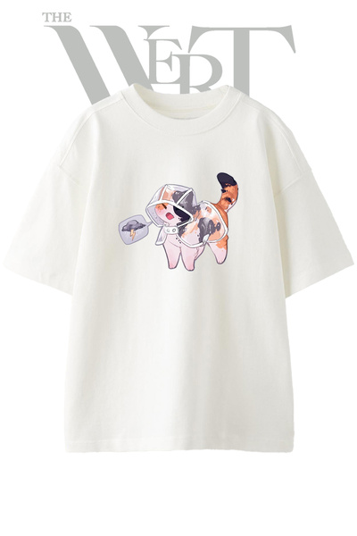THEWERT Calico Cat Raincoat Design Printed Unisex White Oversize T-Shirt