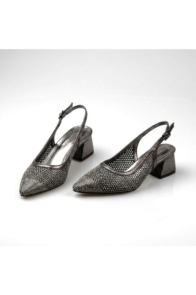 KİNDEP (Serrace) Women's Closed Toe Shoes with Drop Stone Detail Platinum