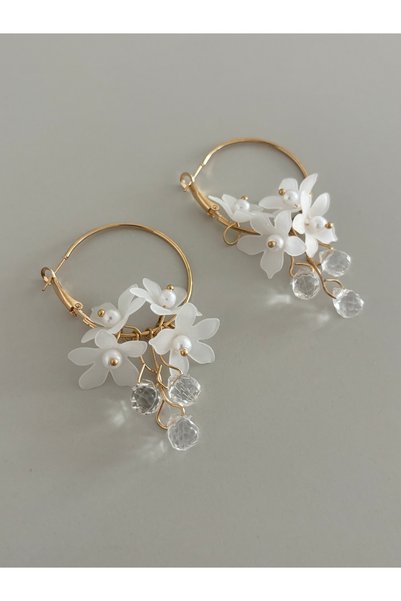 DİESMOONCO White Flower Pearl Detailed Hoop Earrings – Gold Color Elegant Dangle Earrings for Women