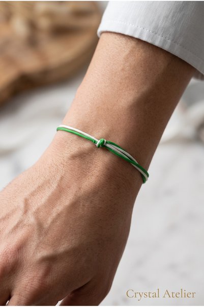 Crystal Atelier Green and White Fan Bracelet Adjustable Unisex Handmade Macrame Bracelet