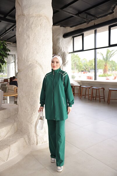 Wovi Women's Modest Tracksuit Set Zip Neck