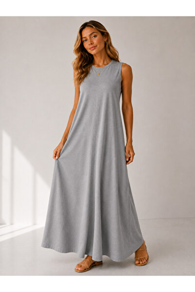 WE&ME Women's Crew Neck Sleeveless Loose Long Dress Casual Comfortable Cut