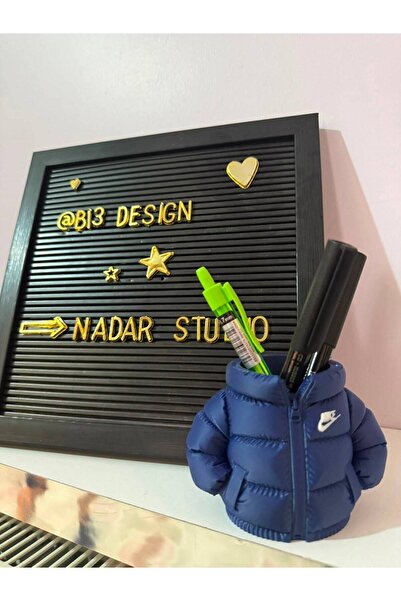 NadarStudio Suport pentru pix gonflabil mini, cu design de haină, pentru masă...