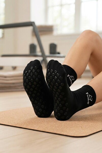 İncim Siyah Kaydırmaz Silikon Tabanlı Futbol Halısaha Unisex Çorap Kauçuk Taban Pilates Yoga Çorabı
