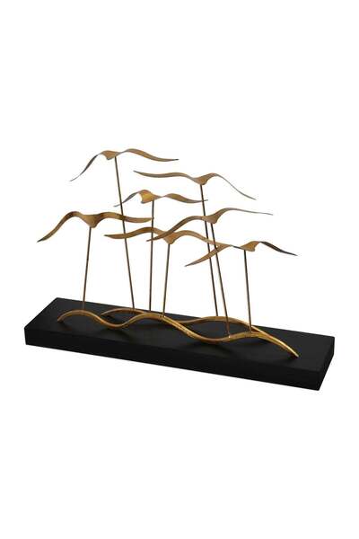 UTTERMOST تمثال سرب النورس