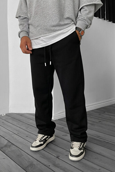 STRAVON Men's Black Comfortable Cut Loose-Fit Elastic Waist Winter Sweatpants