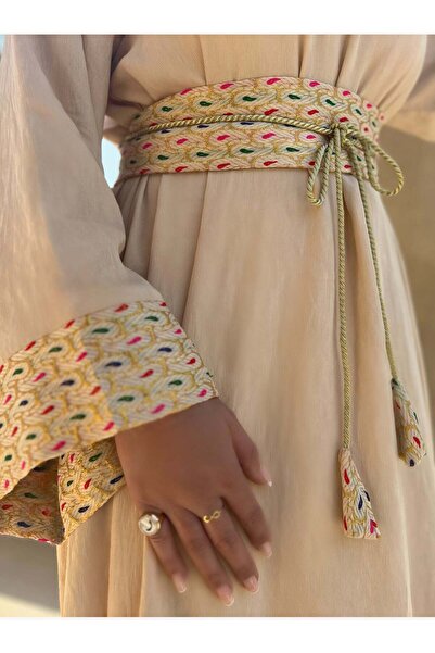 details Hiya Jalabiya