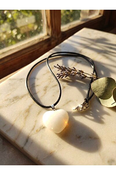 Meneva Aksesuar White Agate Natural Stone Heart Cut Leather Cord Necklace