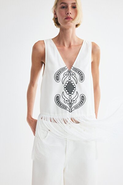 H&M Motif Detaylı ve Püsküllü Üst