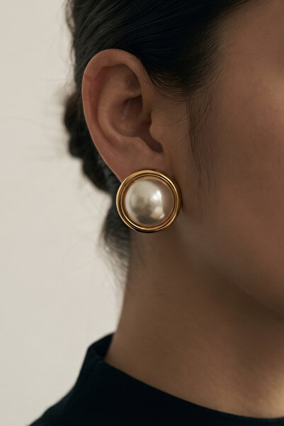 AURRARİ Gold Round Big Pearl Earrings