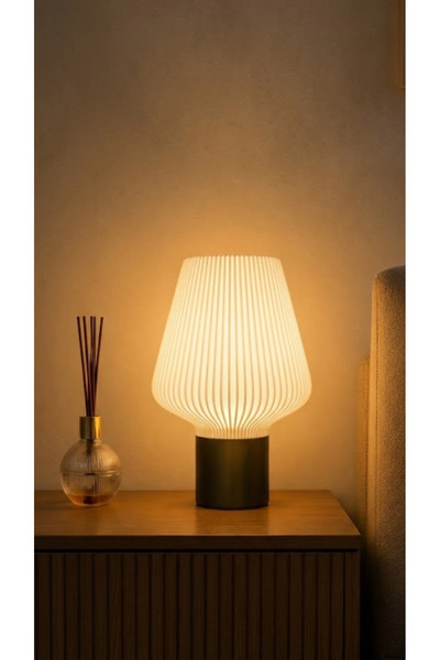 Viro3d Amor Modern Abajur – Dekoratif Masa Lambası | E27 Uyumlu | 9W LED Ampu...