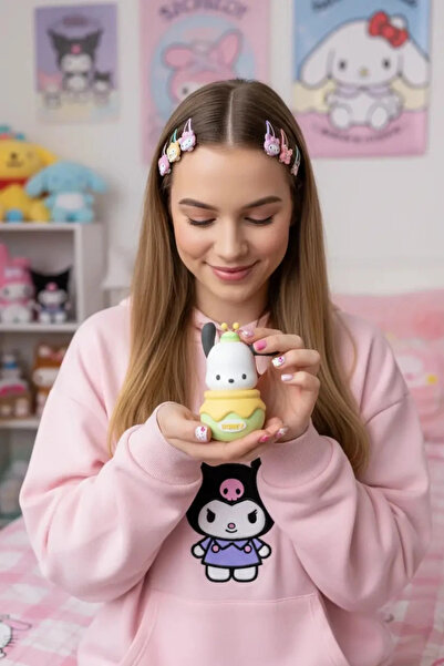 Miniso Sanrio Lisanslı Arı Serisi Işıklı Figür Anahtarlık ve Çanta Aksesuarı ...