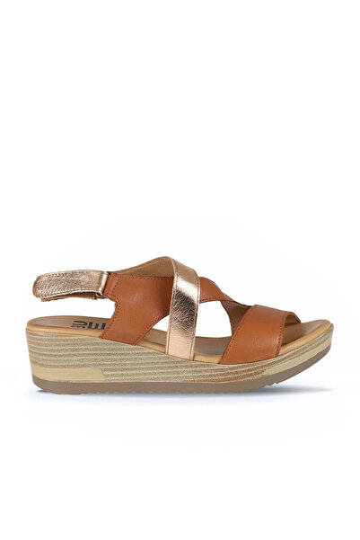 Bueno Shoes صندل نسائي بكعب عريض من الجلد الداكن 01wl3306