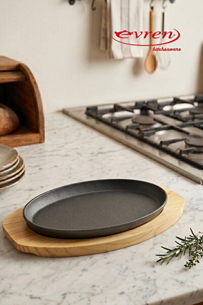 Evren Döküm Demir Oval Fajita Tavası 26x16 Cm Ve Ahşap Servis Sunum Altlık