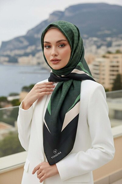Vissona 100% Twill Silk Gradient Pattern Black - Emerald Green Color 90X90 Sc...