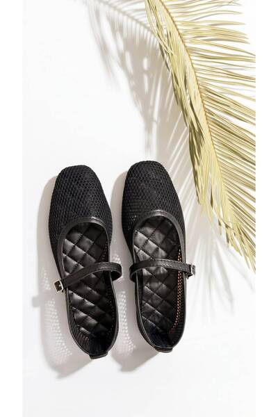 Beyond Women's Black Strappy Buckle Mesh Ballerinas 1cm Byndfile01