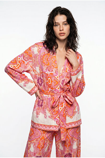 Quzu Kratki kimono sa šalom i pojasom, roze