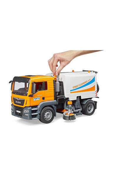 TOYFEST Man Tgs Street Cleaning Tool