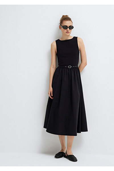 Mavi Rochie midi neagră cu detaliu curea 1310862-900