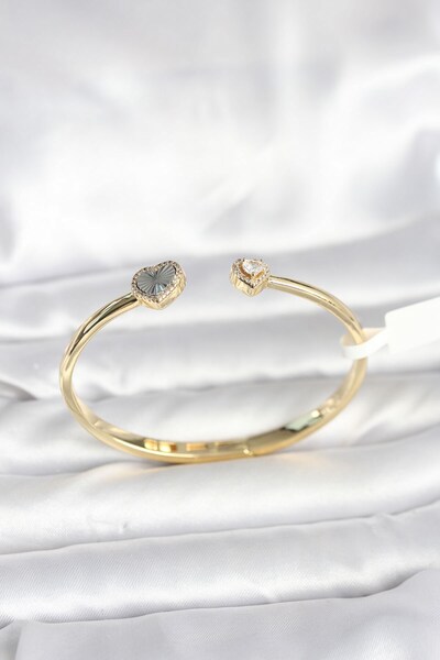 Inure Jewelry سوار نسائي على شكل قلب من النحاس بلون ذهبي