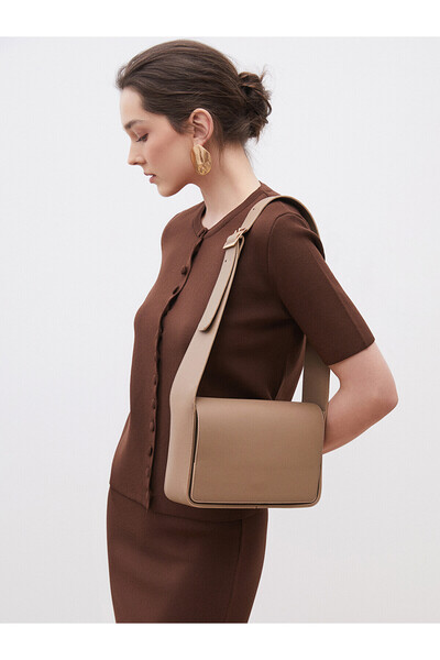 LC Waikiki Trendlucky Leather Look Women's Shoulder Bag with a Difference