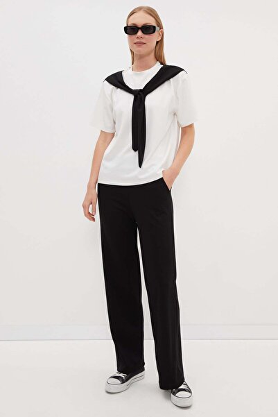 Fulla Moda Dvodelni modalni set sa detaljima vezanja šala i džepovima