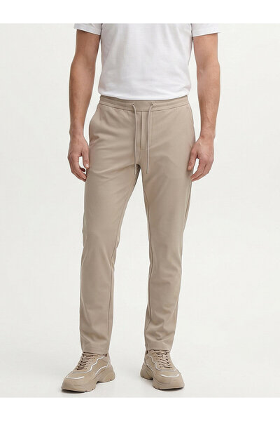 Xint Erkek Bej Formunu Koruyan Slim Fit Jogger